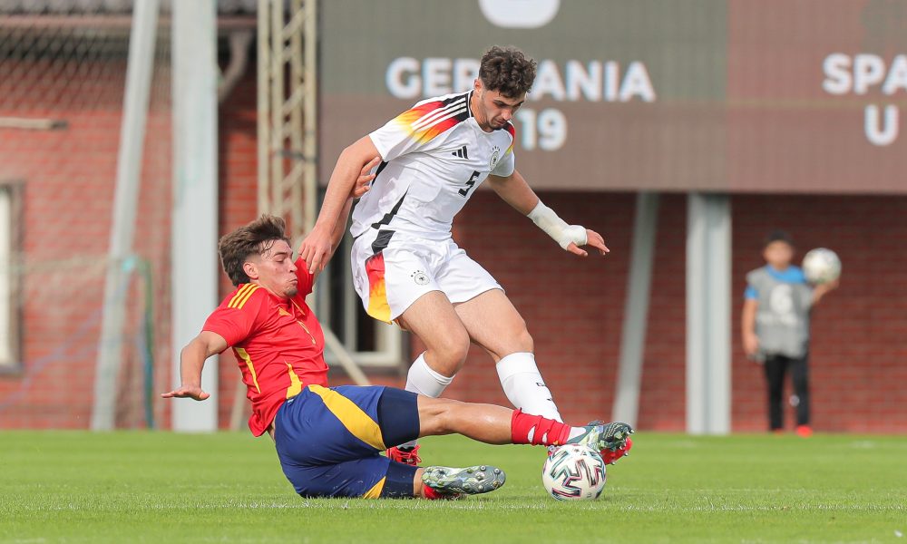 1737980554_u19-germany-v-u19-spain-u19-international-tournament-2-1000×600.jpg